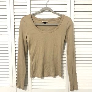 Universal Thread Fitted Tan Long Sleeve Top